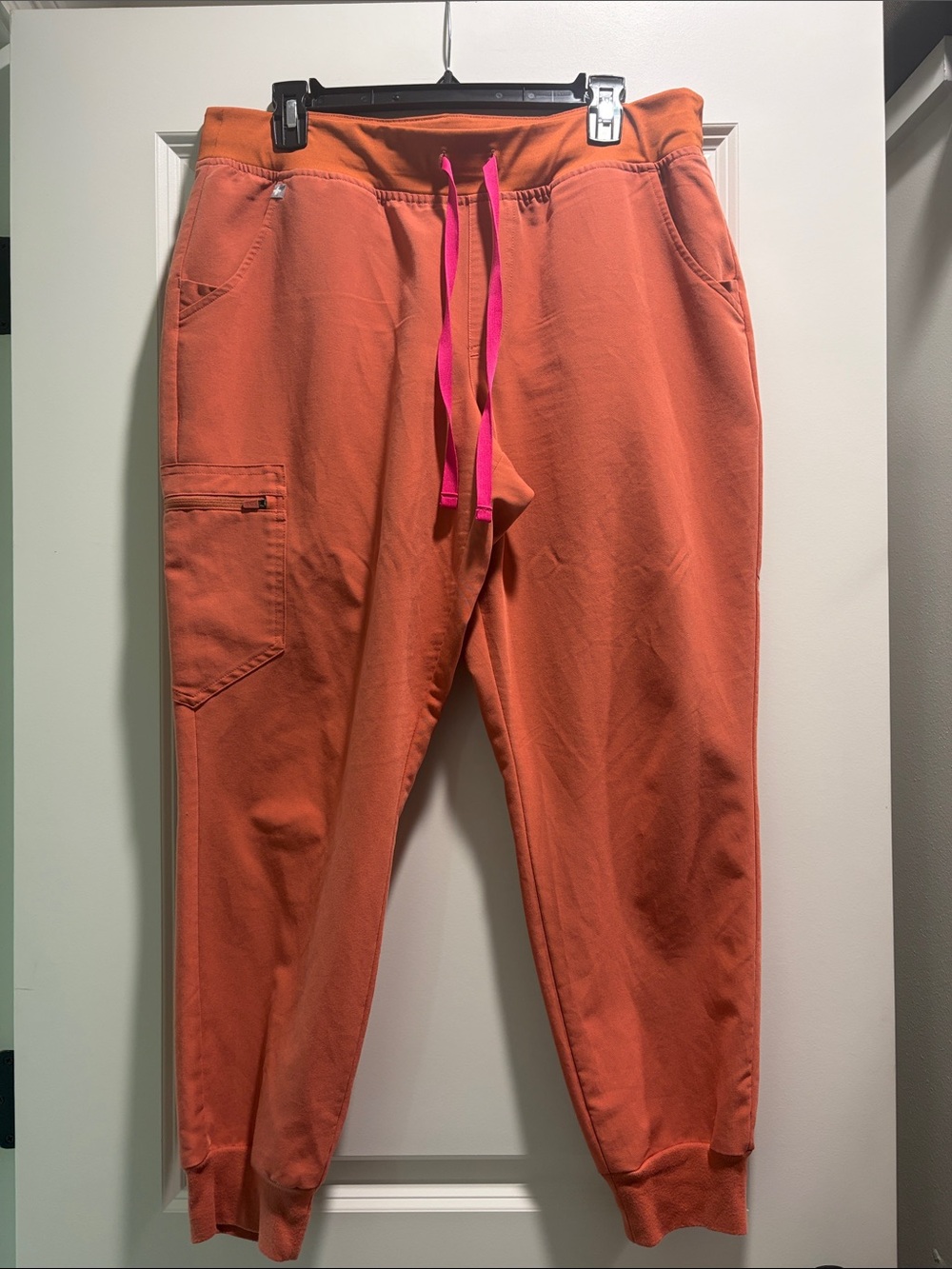 Figs scrubs: Orange Joggers with Pink Drawstring- Large Petite